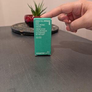 Innisfree Green Tea Seed Hyaluronic Moisturizer